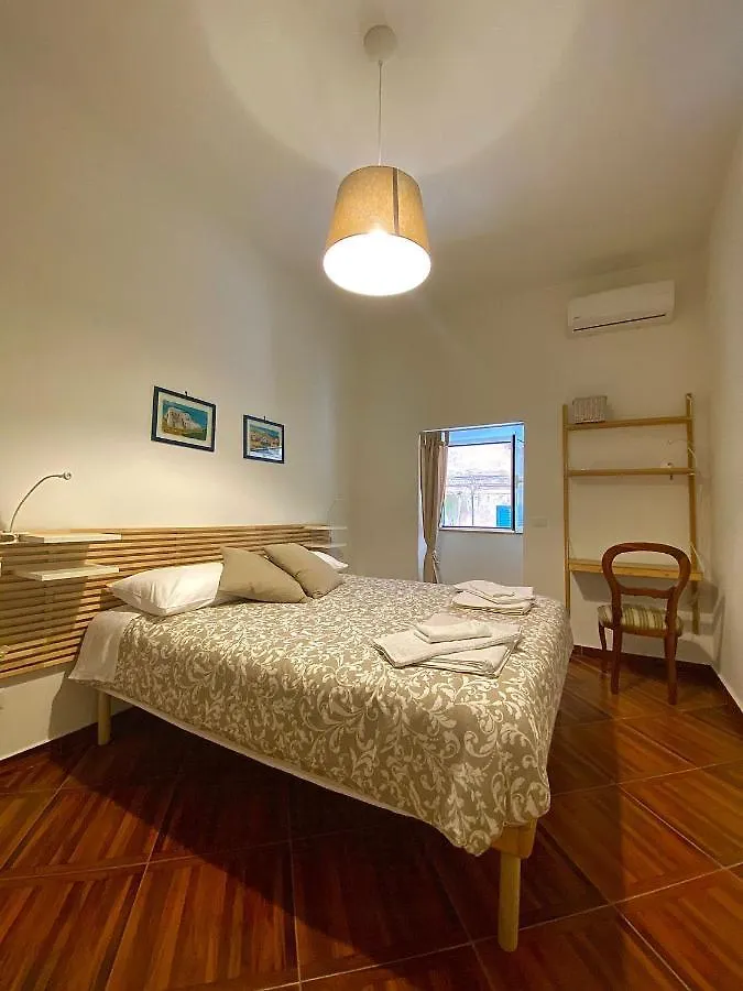 Apartment Trinita Degli Spagnoli House Naples Italy